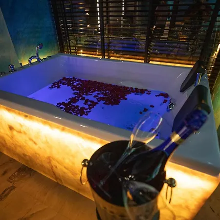 Hotel Mustafa *