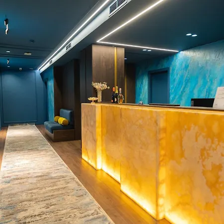 Mustafa Hotel