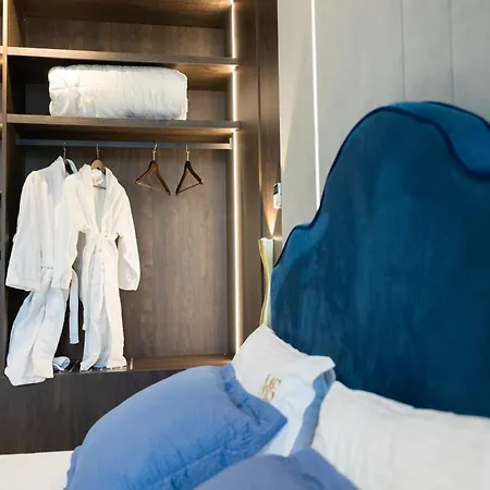 Hotel Mustafa *
