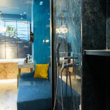 Hotel Mustafa *